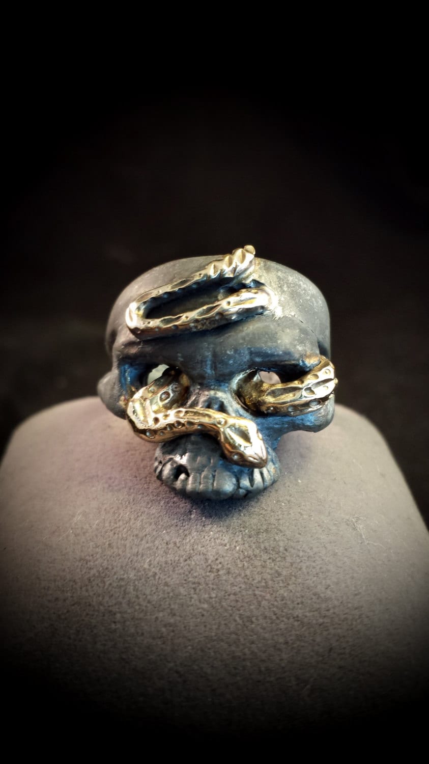 sterling Silber Und Solide 14K Gelbgold Schlange Schädel Ring Handgefertigt in Den Usa sterling Silber Und Solide 14K Gelbgold Schlange Schädel Ring Handgefertigt in Den Usa von GrandaddysJewelry