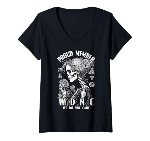 Damen Stolzes Mitglied des We Do Not Care Club WDNC Gothic Feminist T-Shirt mit V-Ausschnitt Damen Stolzes Mitglied des We Do Not Care Club WDNC Gothic Feminist T-Shirt mit V-Ausschnitt von Grandio Design Feminism & Feminist Gifts