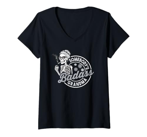 Damen Retro Skelett Oma Badass Humor Design für mutige Frauen T-Shirt mit V-Ausschnitt Damen Retro Skelett Oma Badass Humor Design für mutige Frauen T-Shirt mit V-Ausschnitt von Grandma Funny Skeleton Humor Retro Family Quote