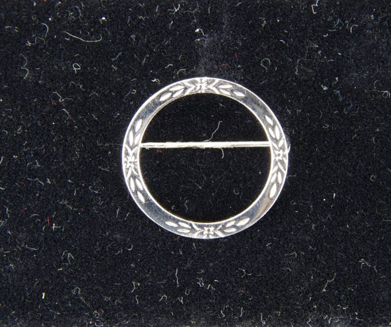 Vintage Runde Sterling Silber Floral Pin Oder Brosche - Kostenloser Versand von GrandmaRaeGoods