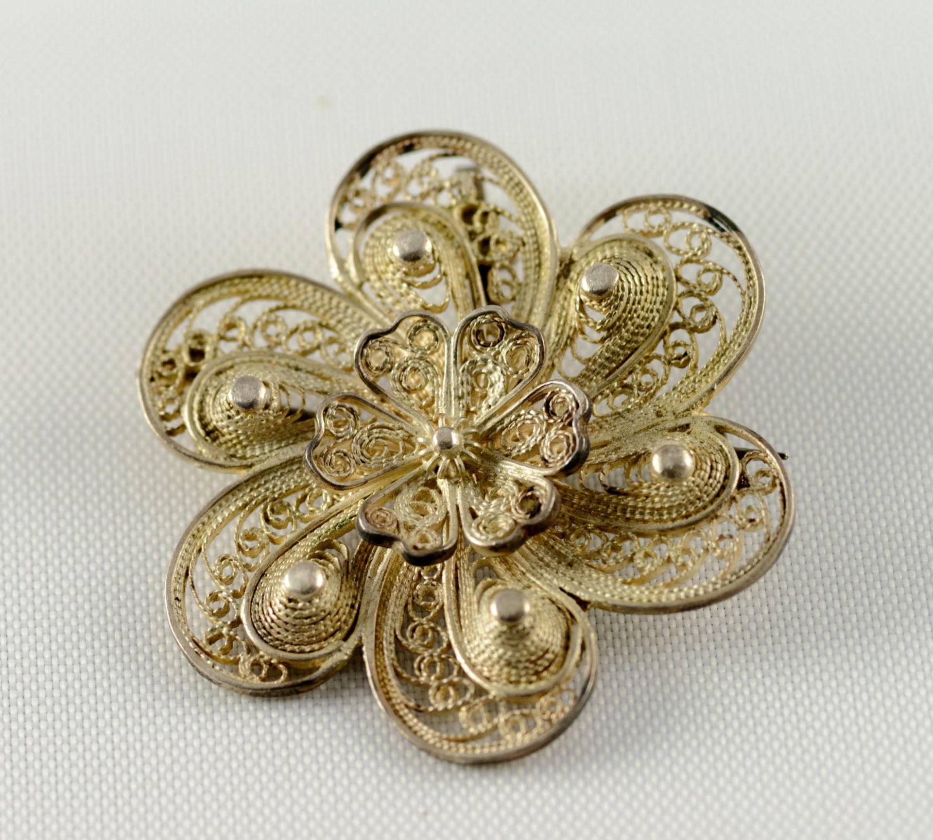 Vintage Sterling Silber Filigree Brosche von GrandmaRaeGoods