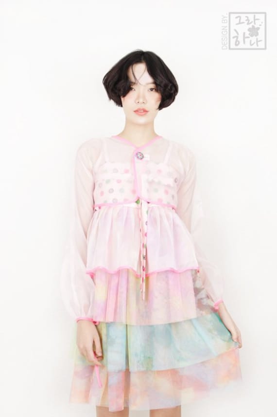 Dancheong Magoja Jeogori - Rosa Dancheong Magoja Jeogori - Rosa von GrangHanA