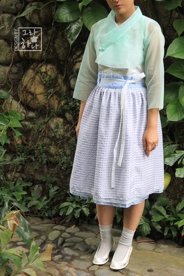 See-Through Hanbok Jeogori See-Through Hanbok Jeogori von GrangHanA