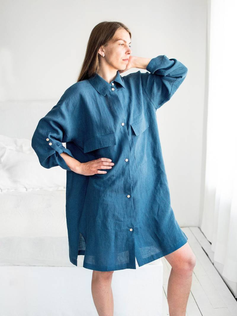 Hemdkleid Longi in See Blau - Frauen Leinen Oversized Langarmshirt von GrannetHome