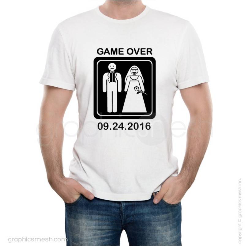Personalisiertes T-Shirt Game Over Für Männer - Heiraten Mit Personalisiertem Datum-T-Shirt Lustiges Hochzeits-Shirt von GraphicsMesh
