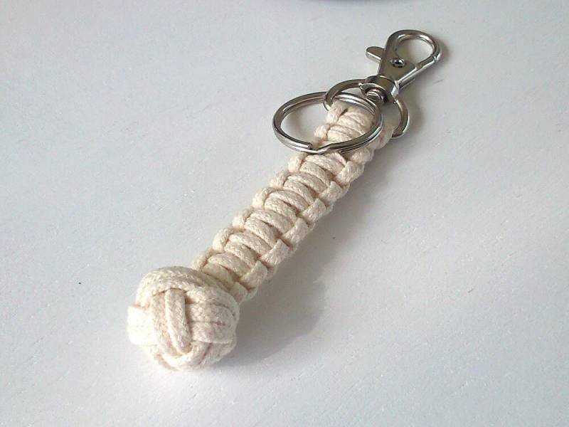 Bootsmann-Schlüsselanhänger Mit Karabiner Und Ring Bootsmann-Schlüsselanhänger Mit Karabiner Und Ring von GraphoShop