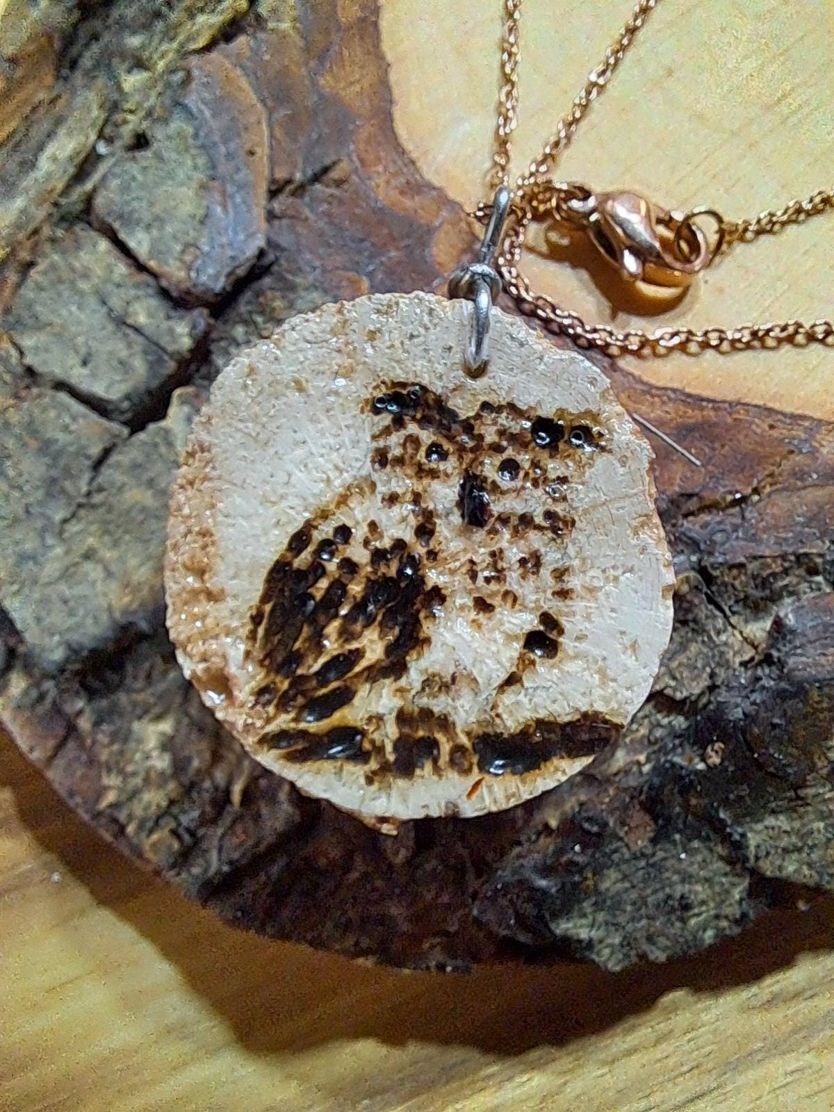 Eule Halskette Naturschmuck, Handgemacht & Nachhaltig, Holz, Kette Mit Anhänger; Geschenk F Naturfreund Tierfreund Tiere Wald Niedlich Süß von GravesArts
