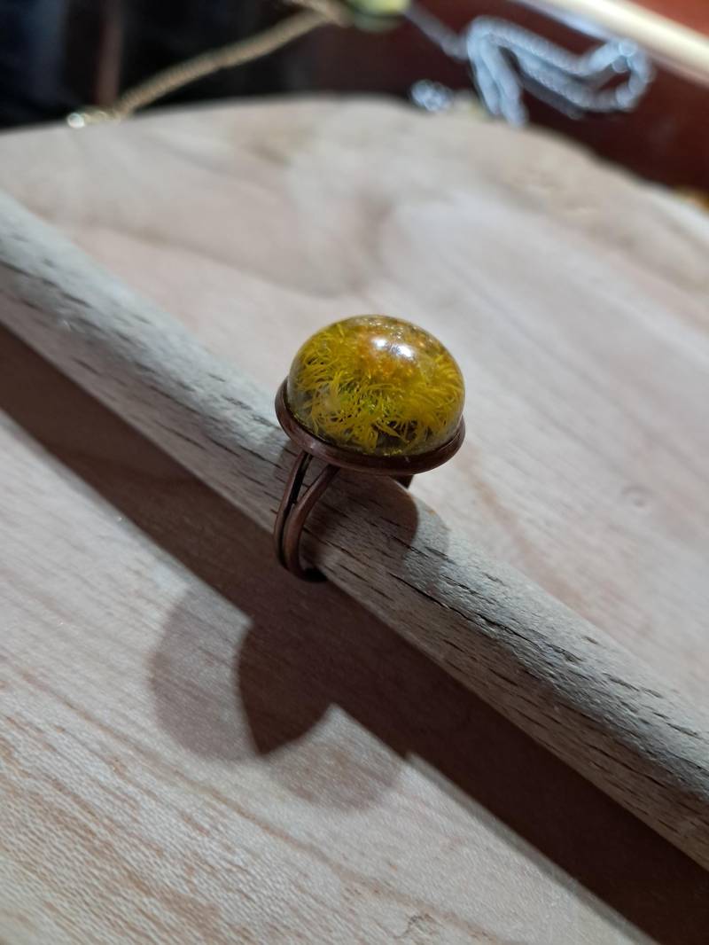 Ring, Handgemacht; Größenverstellbar; Blüte, Blume, Gelb, Geschenk Für Naturfreund Naturliebhaber; Natur Outdoor Schmuck Sonne Frühling von GravesArts