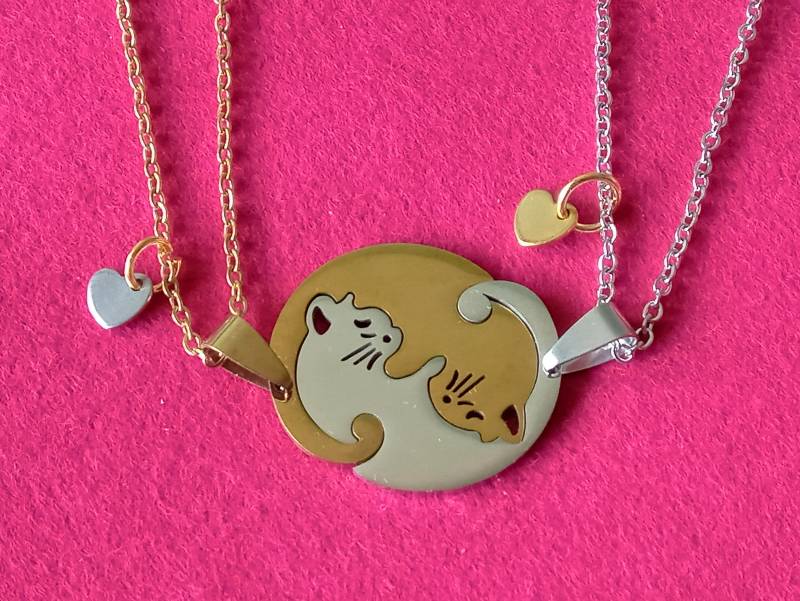 Halskette Für Paare, Mit Süßen Reizenden Katzenpaar Als Puzzle-Anhänger, Geschenk Alle Gelegenheiten Halskette Für Paare, Mit Süßen Reizenden Katzenpaar Als Puzzle-Anhänger, Geschenk Alle Gelegenheiten von GravurDesign
