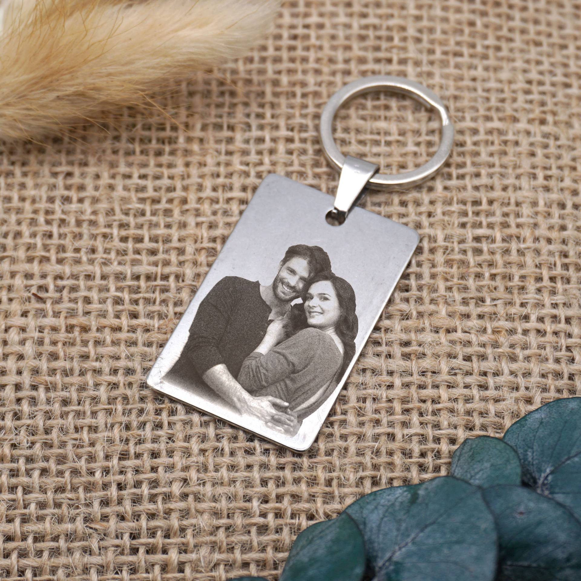 Edelstahl Schlüsselanhänger Mit Persönlicher Fotogravur - Laser Bildgravur Geschenk Edelstahl Schlüsselanhänger Mit Persönlicher Fotogravur - Laser Bildgravur Geschenk von GravurenKing