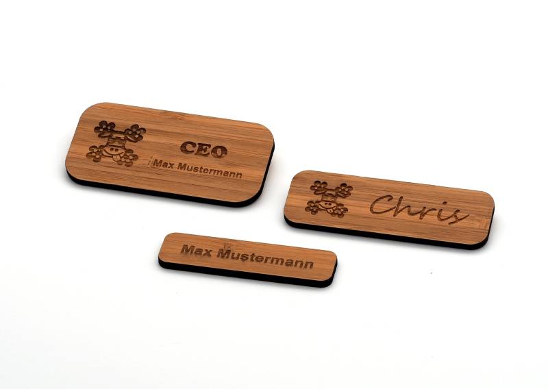 Namensschild - Ansteckschild Aus Bambus | Personalisiert Mit Persönlicher Gravur Graviert Magnet Für Kleidung Namensschild - Ansteckschild Aus Bambus | Personalisiert Mit Persönlicher Gravur Graviert Magnet Für Kleidung von Gravurheim