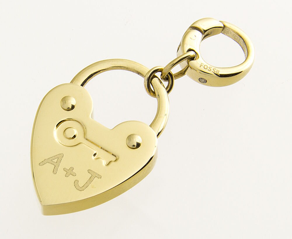 Charms Fossil Herz Goldfarben Initialen Charms Fossil Herz Goldfarben Initialen von Gravurspezialist