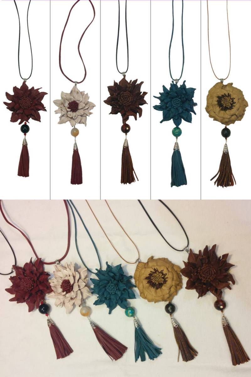 Leder Schnürung Blume Halskette Mit Baumelnden Kugel Und Quaste - Rot/Beige Braun Blau Gelb Schlamm Leder Schnürung Blume Halskette Mit Baumelnden Kugel Und Quaste - Rot/Beige Braun Blau Gelb Schlamm von GrazinasShop