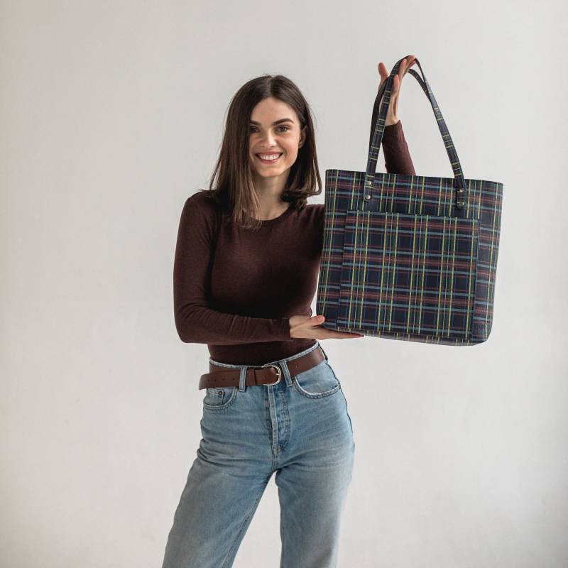 Handgemachte Karierte Ledereinkaufstasche Double Faced Design von GreatBrown