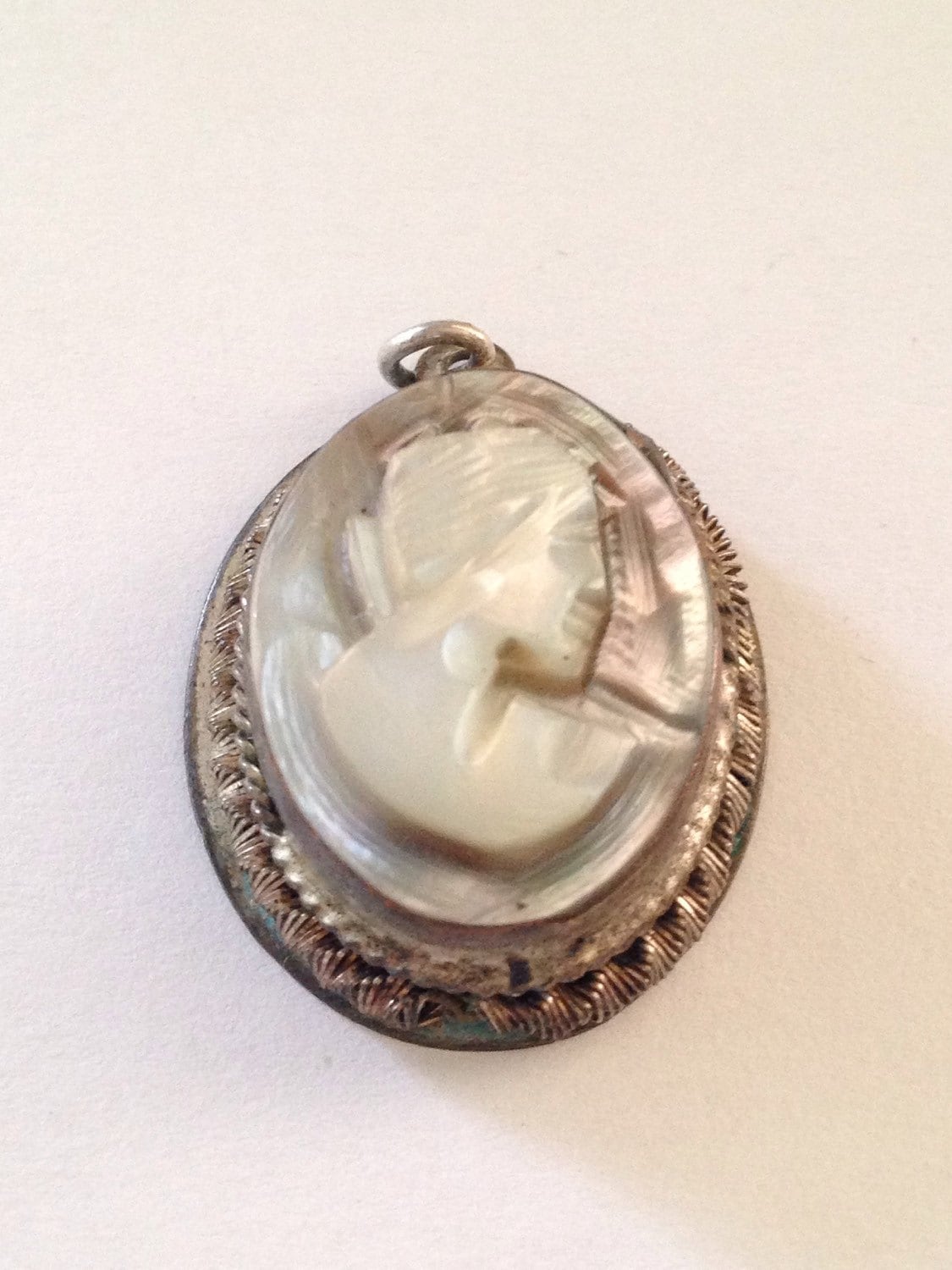 Antik Cameo Anhänger Medaillon Signiert von GreatGatsbys