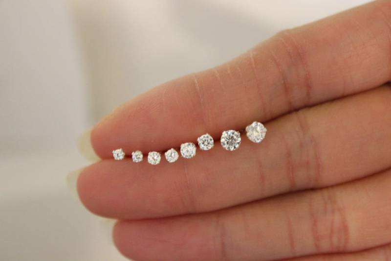 Cz Diamant Ohrstecker, Kleine Klare Geburtsstein Brautjungfer Geschenk Baby Ohrringe, Teeny Ohrstecker von GreatJewelry4All