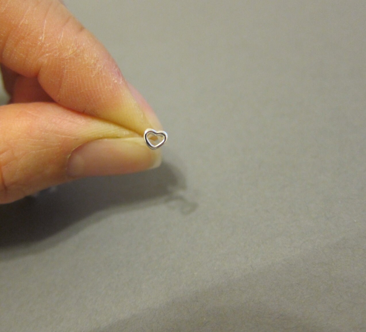 Extra Kleiner Sterling Silber 4 X 3 Mm Knorpelohrring, Ohrstecker, Tragus Ohrring von GreatJewelry4All