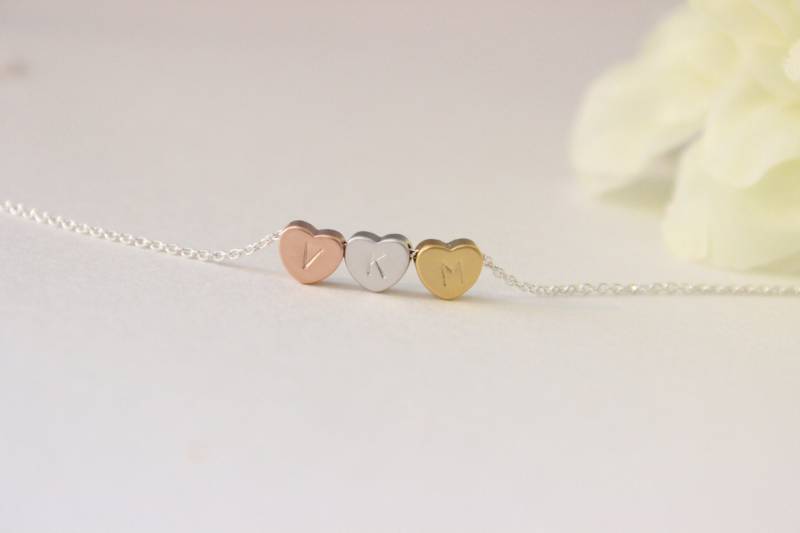 Schwester Halskette, Initial Herz Geschenke, Kleine Halskette Mit Initial, Geschenk Für Mutter, Die Beste Freundin, Silberkette von GreatJewelry4All