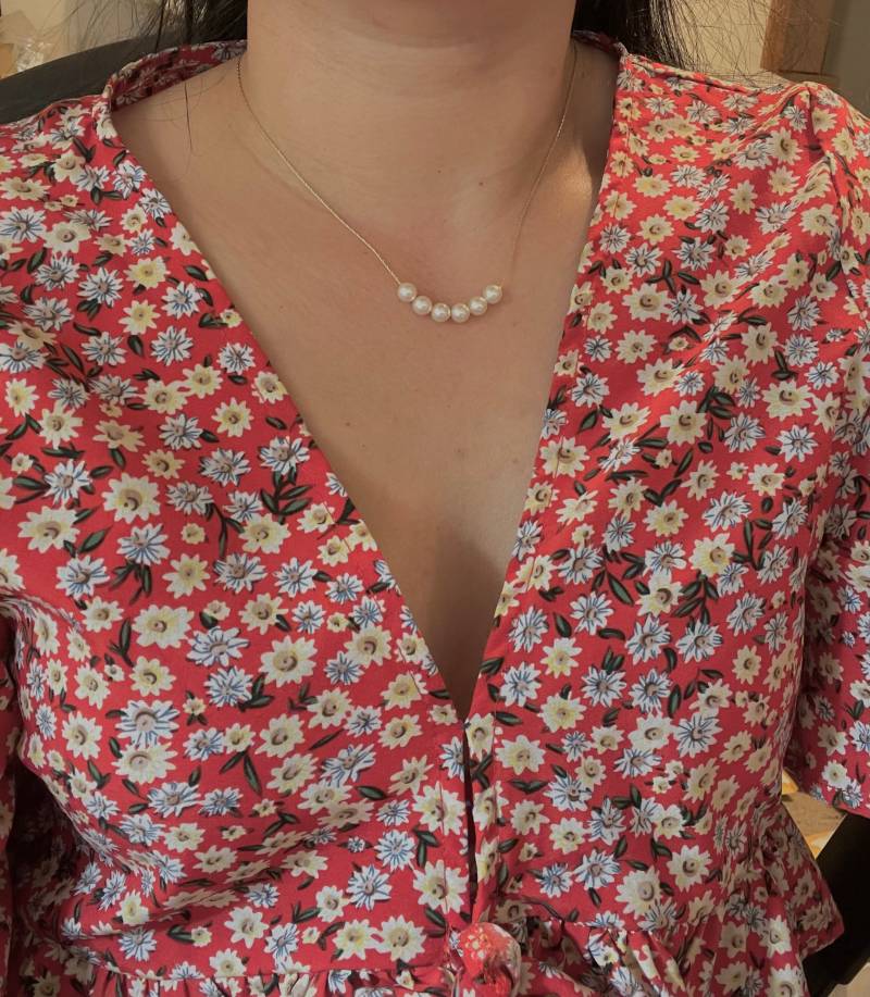 Schwimmende Perlenkette, Brautjungfer Geschenk, Brauthalskette, Zierliche Mutter Der Braut, Hochzeitsschmuck von GreatJewelry4All