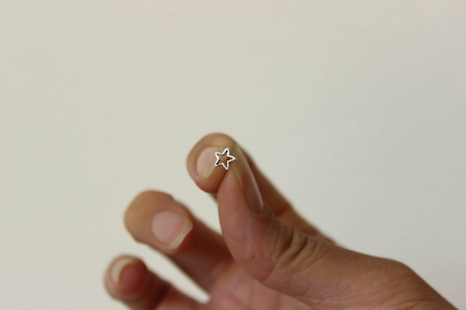 Stern Knorpel Ohrring, Ohrstecker, Tragus, Kleiner Stecker, Nasenring von GreatJewelry4All