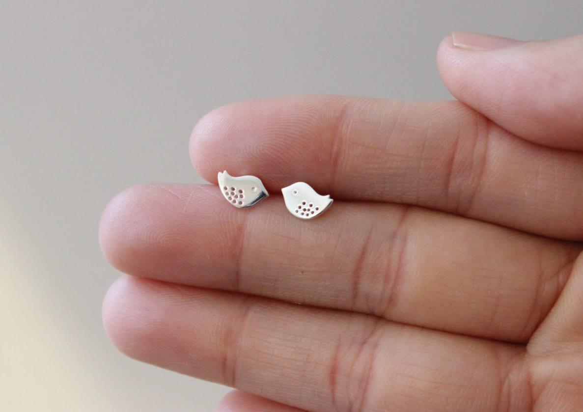 Vogel Ohrstecker, Sterling Silber Ohrringe, Kinder Spatz Kleine Einfache Ohrring Schmuck Für Jeden Tag von GreatJewelry4All