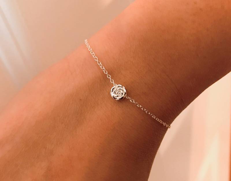 Zarte Armband, Brautjungfer Geschenk, Blumenmädchen Geschenk Minimalist Einfache Sterling Silber von GreatJewelry4All