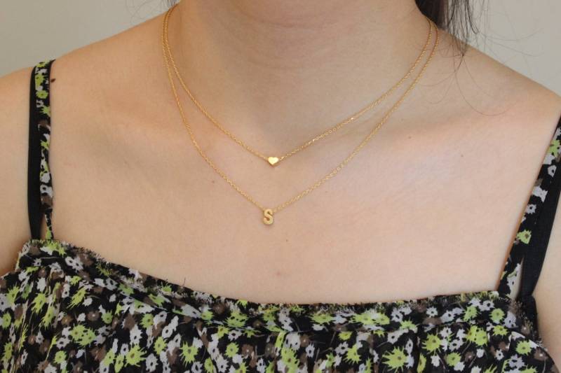 Zarte Halskette, Kleine Herz Buchstaben Zierliche Layered Halskette von GreatJewelry4All