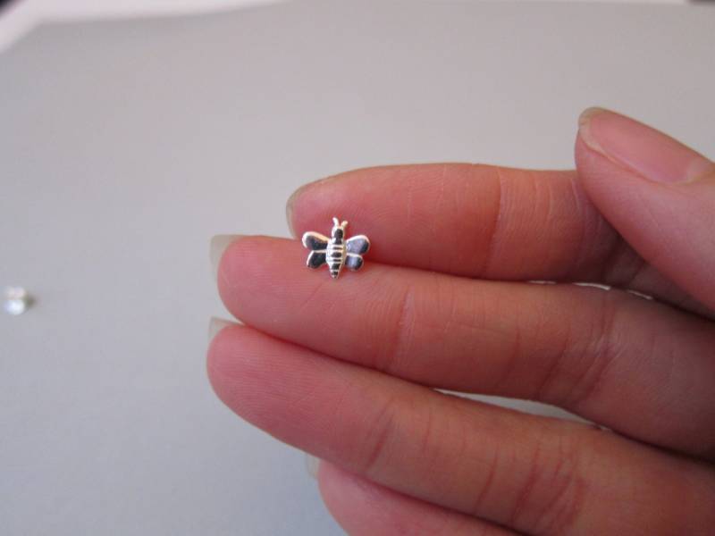sterling Silber Bienen Knorpel Ohrring, Ohrstecker, Knorpel, Winziger Ein Mehrere Piercing von GreatJewelry4All
