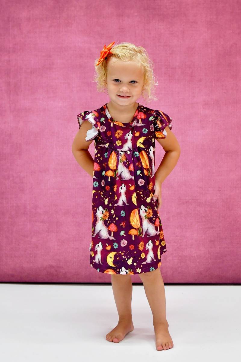 Howl At The Moon Milk Silk Flattern Kleid von GreatLakesKids