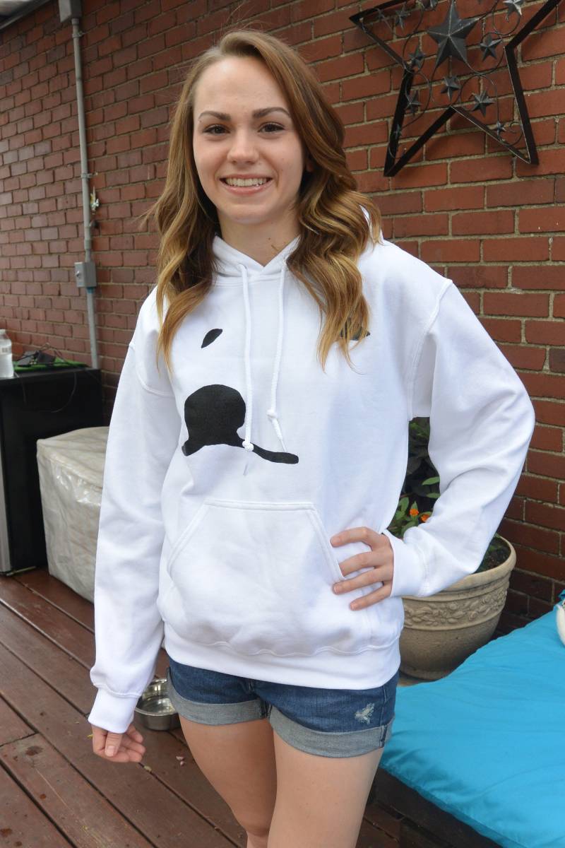 Weiss Hoodie Sweatshirt Große Pyrenäen Rettungshundegesicht Schwarz Weiss Hoodie Sweatshirt Große Pyrenäen Rettungshundegesicht Schwarz von GreatPyreneesRescue