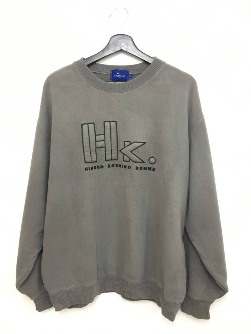 Megasale Hiroko Koshino Homme Pullover Sweatshirt Großes Logo Spellout Große Größe Graue Farbe Schöner Zustand von GreatVtgApparels