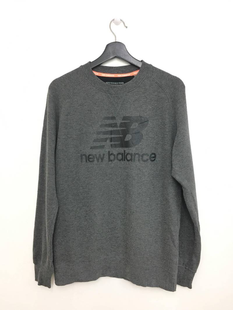 On Sale New Balance Sweatshirt Sweater Sportwear Large Size Auf Tag von GreatVtgApparels