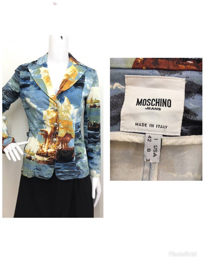 Selten Moschino Jeans Made in Italy Blazer Jacke Aufdruck Schönes Design Größe 42 von GreatVtgApparels