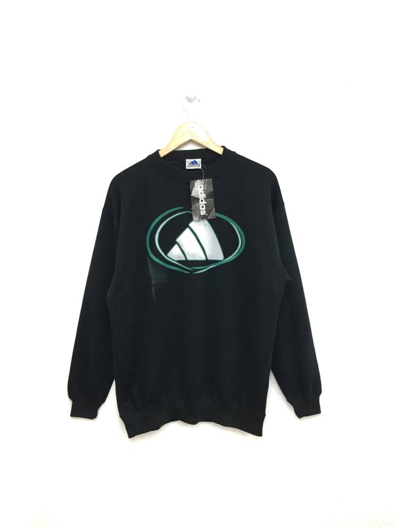 Selten Vintage Adidas Sweatshirt Big Logo Schwarz Farbe Große Größe Auf Tag von GreatVtgApparels