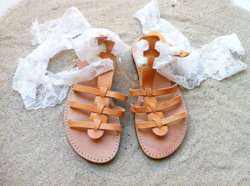 Lace Trim Leder Gladiator Sandalen Kundengerechte Hochzeitsschuhe Lace Trim Leder Gladiator Sandalen Kundengerechte Hochzeitsschuhe von GrecianSandals