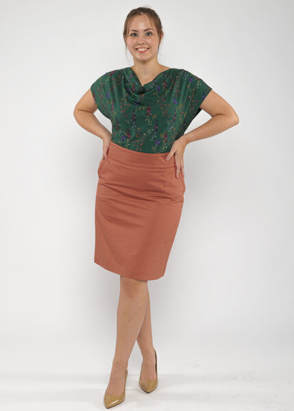 Green Size Pencilskirt mit Taschen und breitem Bund von Green Size