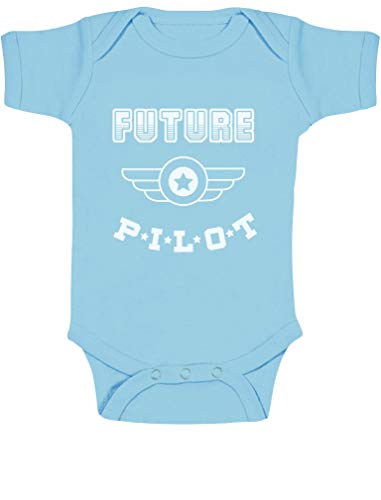Green Turtle T-Shirts Zukünftiger Future Pilot - Geschenk für Piloten Baby Baby Strampler Body Kurzarm 6-12 months Hellblau von Green Turtle T-Shirts