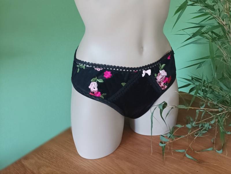 Slip Sd Tüllspitze von GreenLifeMCR