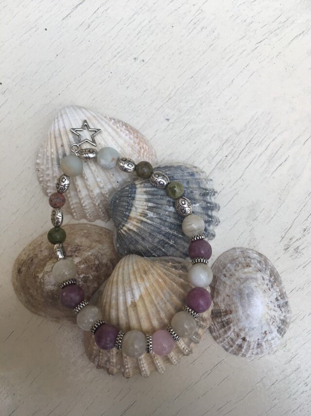 Fruchtbarkeit Und Schwangerschaft Armband Edelsteine, Gesunde Empfängnis Geburt. Edelstein-Schmuck-Geschenk. Jade, Mondstein, Unakite Fruchtbarkeit Und Schwangerschaft Armband Edelsteine, Gesunde Empfängnis Geburt. Edelstein-Schmuck-Geschenk. Jade, Mondstein, Unakite von Greencottagewitch