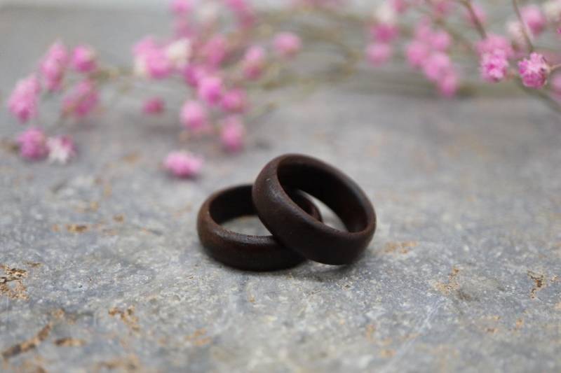 Individuelle Ringe Aus Nussbaum Holz von GreenfoxCreationsDE