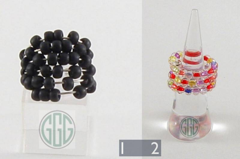 Verstellbarer Ring - Schwarz Oder Klar Mit Juwelen-Tonperlen Auf Memory Wire | R008, R010 Verstellbarer Ring - Schwarz Oder Klar Mit Juwelen-Tonperlen Auf Memory Wire | R008, R010 von GreersGorgeousGifts