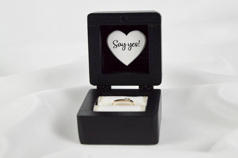 Schwarze Verlobungsringbox, Vorschlagsringbox, Trauringbox, Heirate Mich Ringkasten, Personalisierte Ringbox Schwarze Verlobungsringbox, Vorschlagsringbox, Trauringbox, Heirate Mich Ringkasten, Personalisierte Ringbox von GregolinoWedding