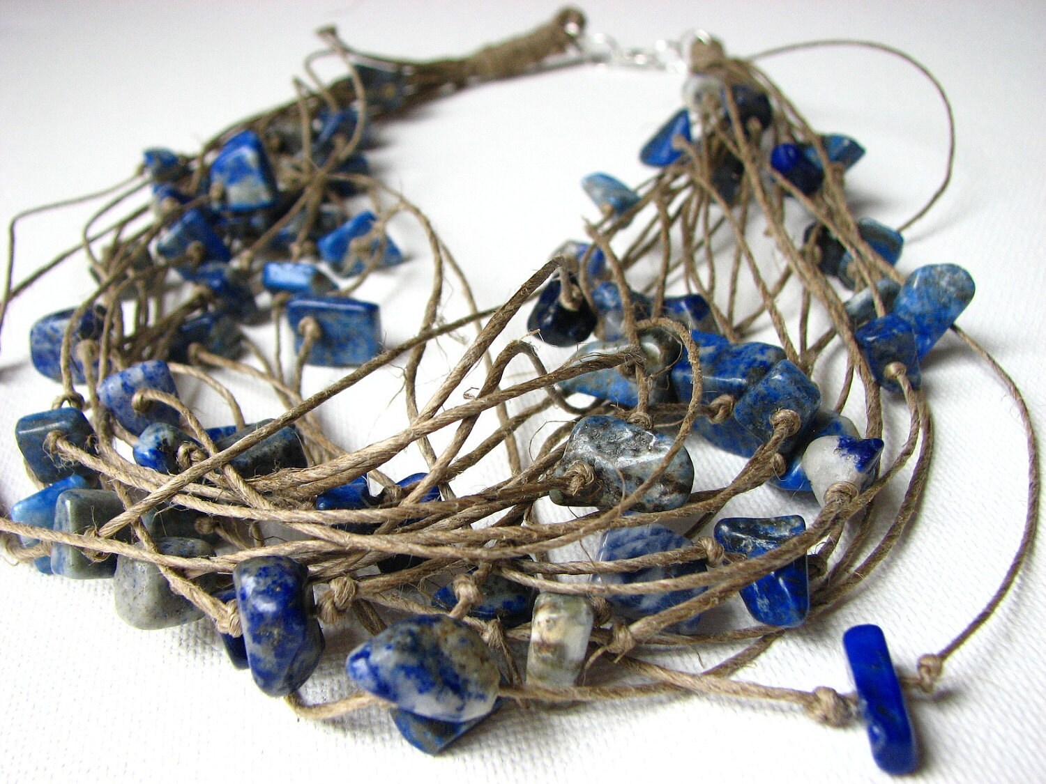 Tiefsee - Lapis Lazuri Leinenkette von GreyHeartOfStone