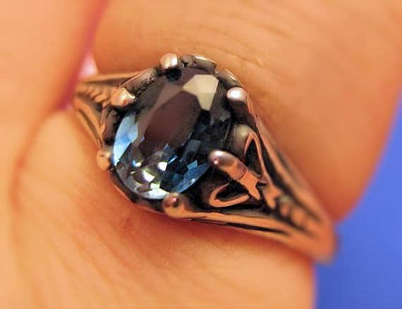 Deep London Blue Topas Anique Style Sterling Silber Oder 14K Gelbgold Filigran Ring Maßgefertigt Größe 4 5 6 7 8 9 10 11 Handgemachter Feinschmuck von GriffinsNestJewelry