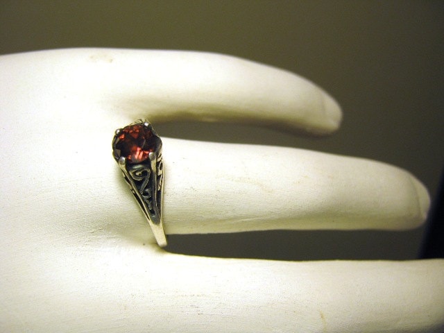 Erde Abgebaut Rot Zimt Zirkon Edelstein Ring Filigran Sterling Silber Fein Schmuck Größe 4 5 6 7 8 9 10 11 Hälfte Handgefertigt Brauch von GriffinsNestJewelry