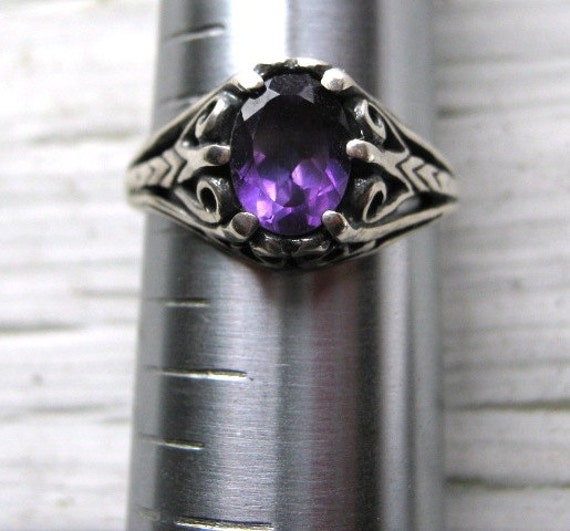Tief Lila Amethyst Edelstein Filigraner Ring Sterling Silber Handgefertigt Februar Geburtsstein Größe 4 5 6 7 8 9 10 Benutzerdefinierte Halbe von GriffinsNestJewelry