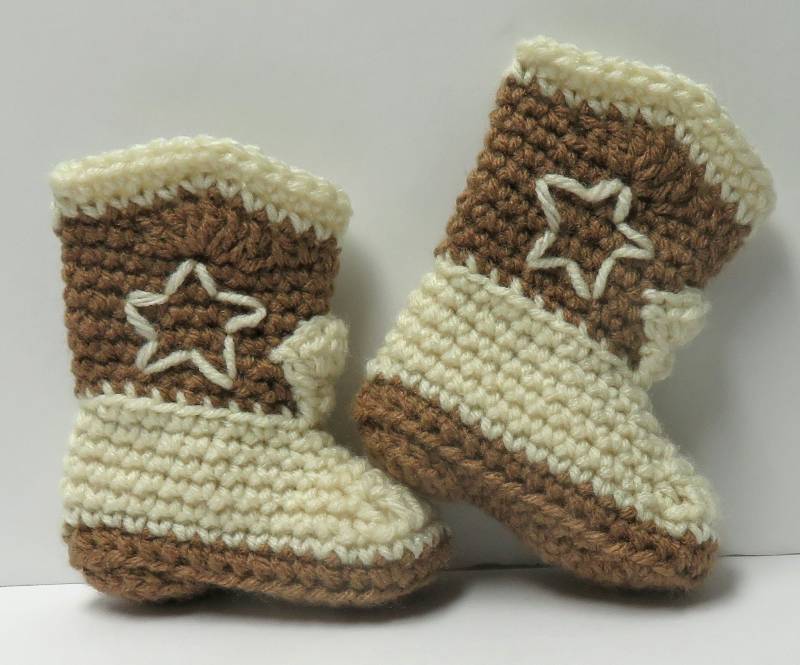 Gehäkelte Baby Booties Im Cowboy Style in Mokkabraun Und Aran Größe Wählbar von GrizzlyCreek