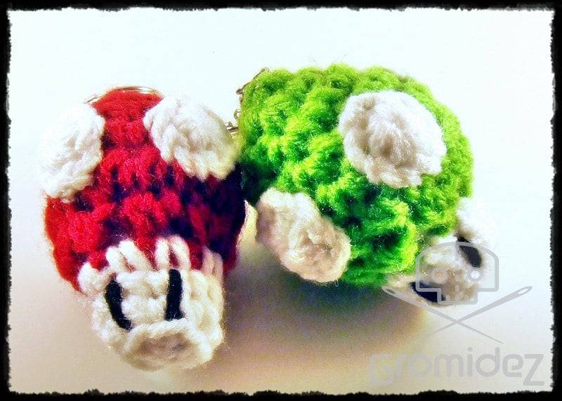 Gehäkelter Pilz Schlüsselanhänger Im Stil Von Geeky Super Mario Bros von Gromidez