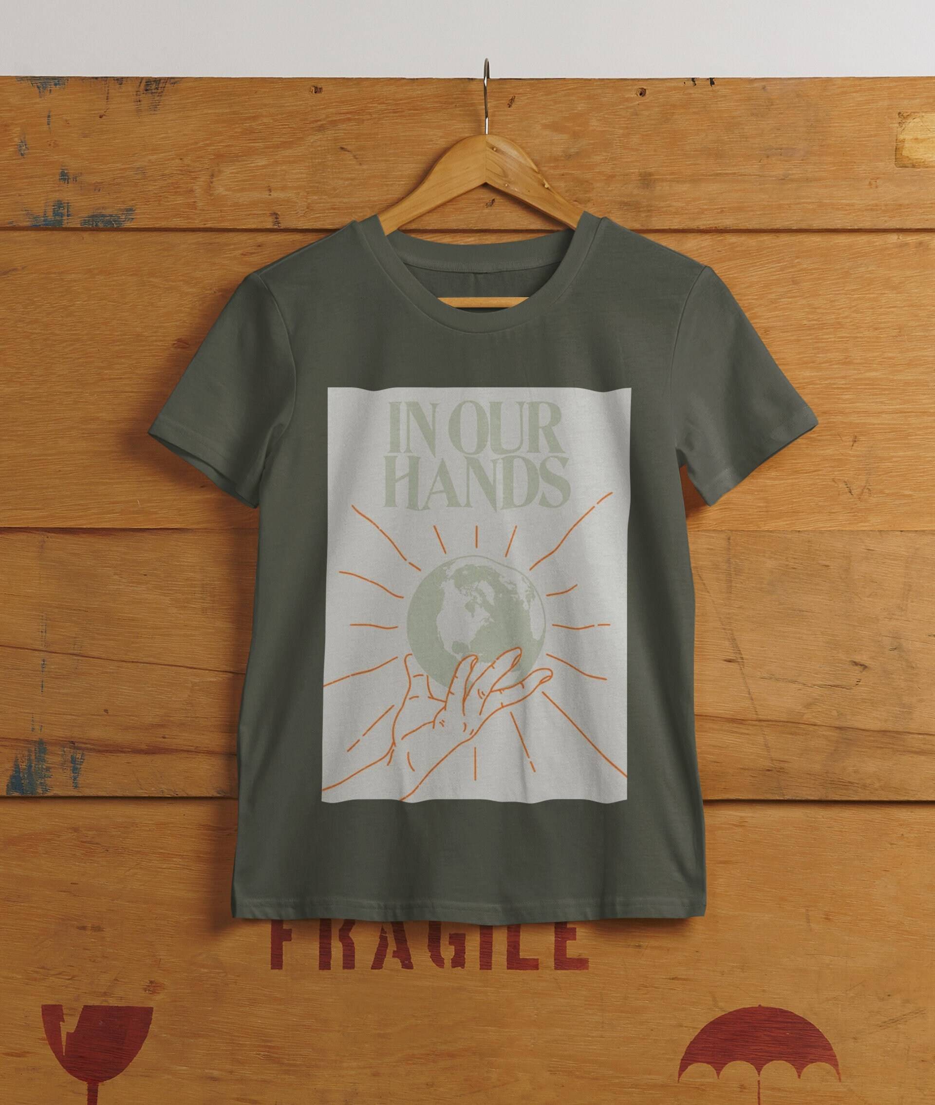 Shirt Mit Erddruck Shirt Mit Erddruck von Groodesign
