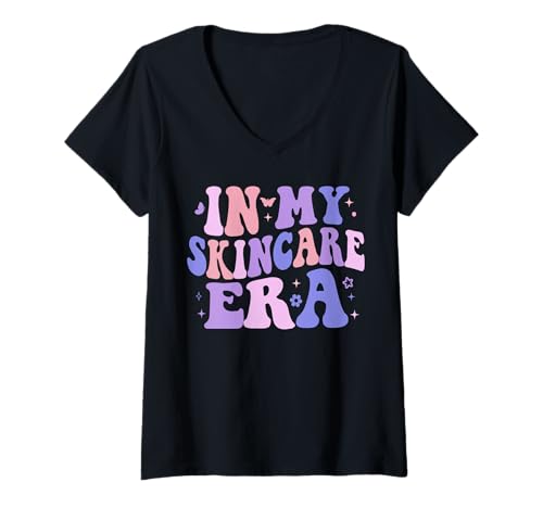 Damen In My Skincare Era Ästhetikerin Hautpflege-Liebhaber Mädchen Frauen T-Shirt mit V-Ausschnitt Damen In My Skincare Era Ästhetikerin Hautpflege-Liebhaber Mädchen Frauen T-Shirt mit V-Ausschnitt von Groovy In My Skincare Era For Womens